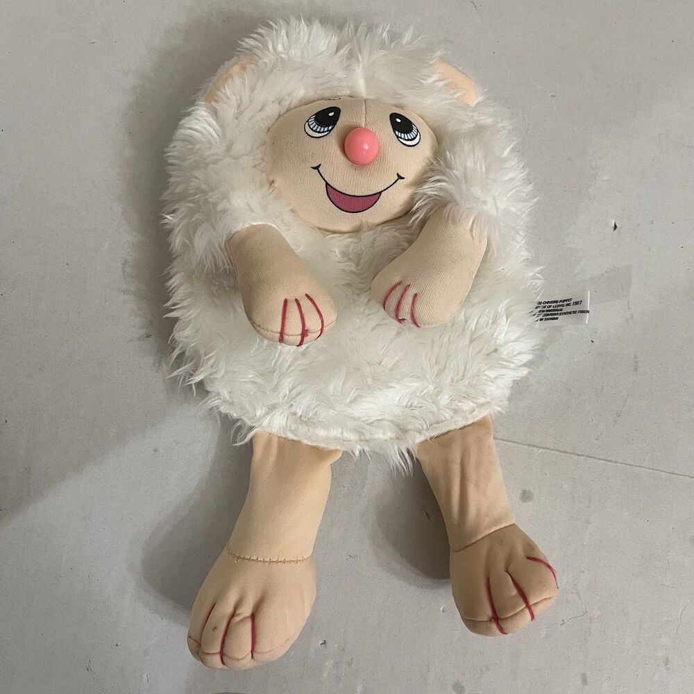 House Of Lloyd Chivers Hand puppet Vtg 1987 White Happy Yeti Monster Plush